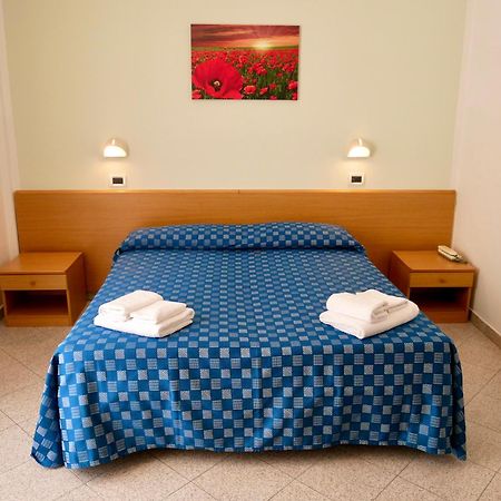 Marina dʼAndora Hotel Jole מראה חיצוני תמונה
