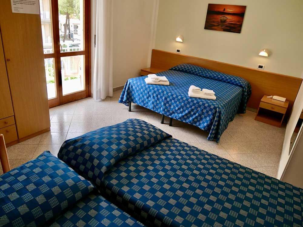 Marina dʼAndora Hotel Jole מראה חיצוני תמונה