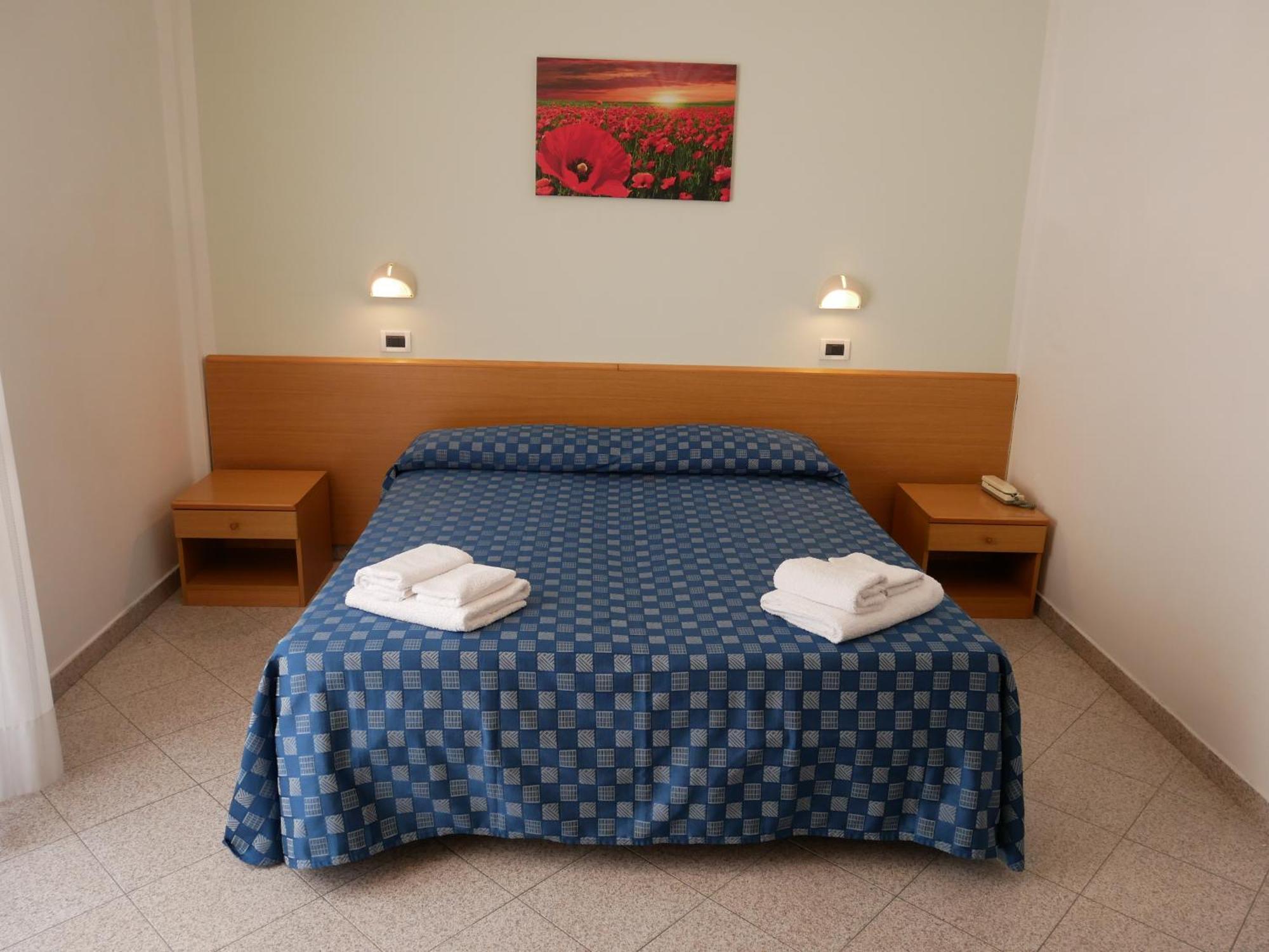 Marina dʼAndora Hotel Jole מראה חיצוני תמונה