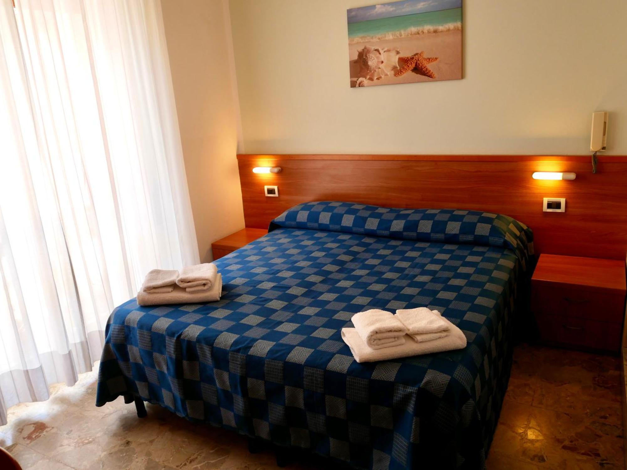 Marina dʼAndora Hotel Jole מראה חיצוני תמונה